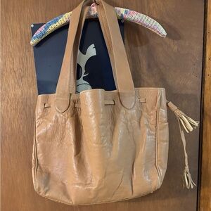 Vintage XL 70’s tan beige leather bag EUC w tassel drawstring